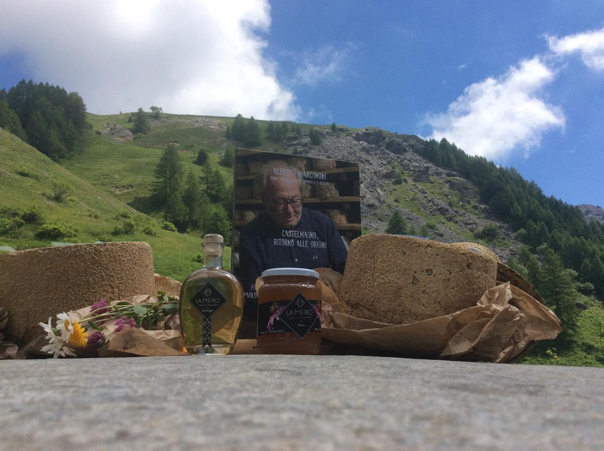La Meiro Castelmagno Luaran gambar